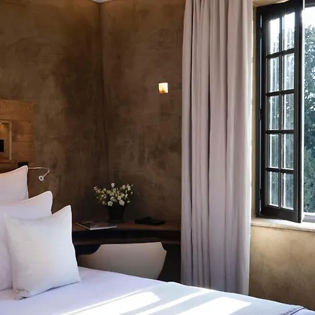 ホテル Saint-delis & - La Maison Du Peintre - Relais & Chateaux オンフルール
