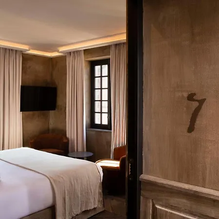Saint-delis & - La Maison Du Peintre - Relais & Chateaux