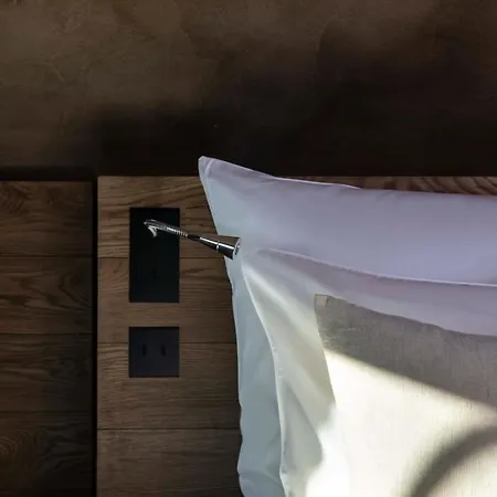 Saint-delis - La Maison Du Peintre - Relais&châteaux Hotel