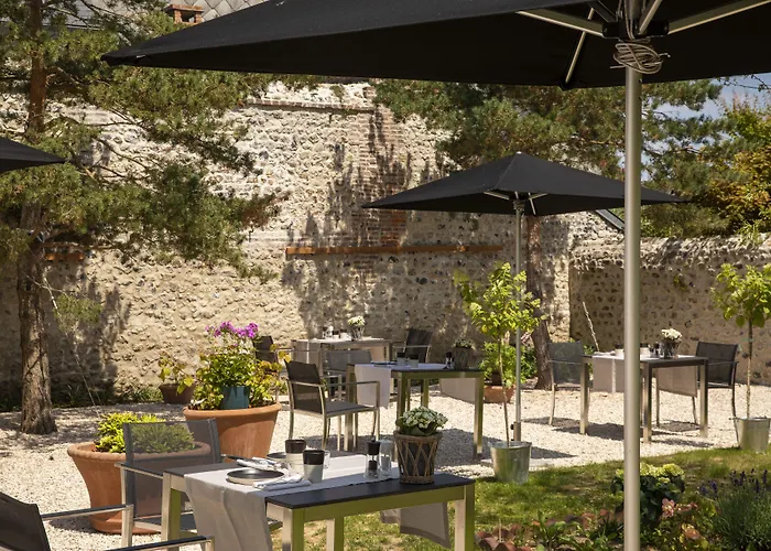 Hotel Saint-delis - La Maison Du Peintre - Relais & Chateaux