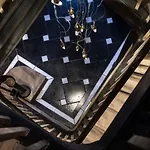 Saint-delis - La Maison Du Peintre - Relais & Chateaux 酒店 5*