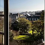 Saint-delis - La Maison Du Peintre - Relais & Chateaux فندق أونفلور