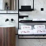 Saint-delis - La Maison Du Peintre - Relais & Chateaux فندق 5*