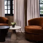 Saint-delis - La Maison Du Peintre - Relais & Chateaux