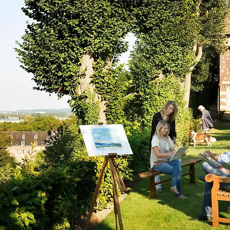 Hotel Saint-delis - La Maison Du Peintre - Relais & Chateaux