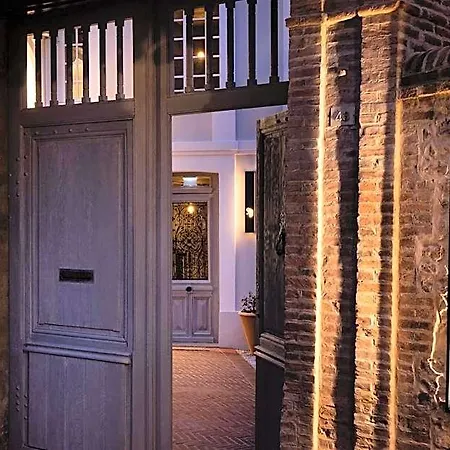 מלון Saint-delis & - La Maison Du Peintre - Relais & Chateaux 5*