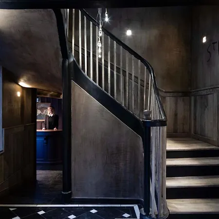 Saint-delis - La Maison Du Peintre - Relais & Chateaux 5* Ονφλέρ
