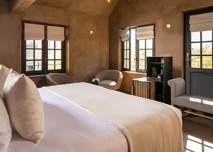 ホテル Saint-delis - La Maison Du Peintre - Relais & Chateaux 5*