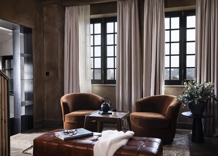 Saint-delis - La Maison Du Peintre - Relais & Chateaux ホテル 5*