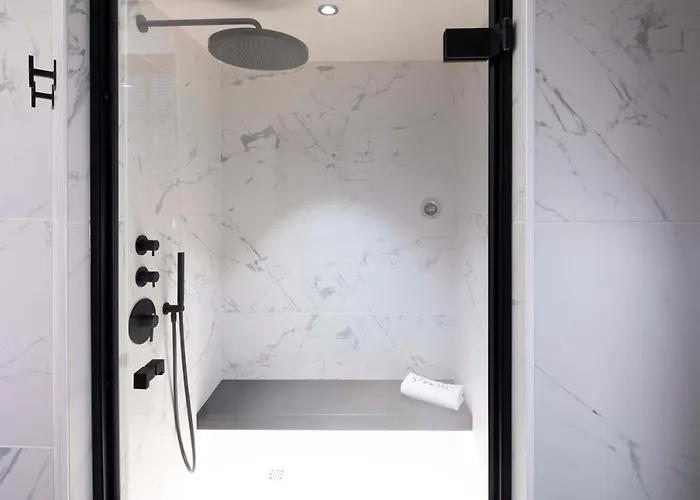 Saint-delis - La Maison Du Peintre - Relais & Chateaux 5* オンフルール