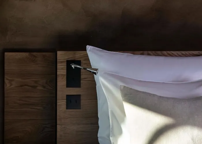 Saint-delis - La Maison Du Peintre - Relais & Chateaux ホテル